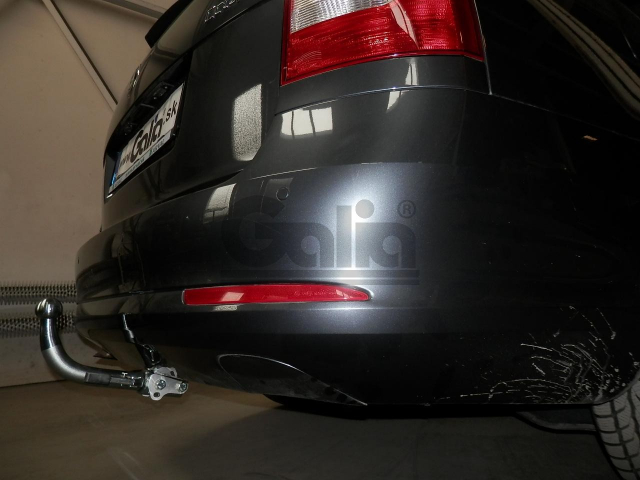 Фаркоп швидкознімний Skoda Octavia A5 2004-2012 (седан, універсал) +Scout #8