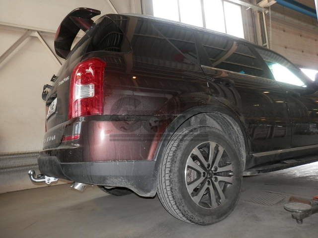 Фаркоп знімний SsangYong Rexton 2007-2017 #2
