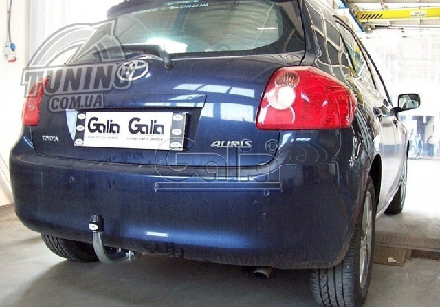 Фаркоп знімний Toyota Auris 2012-2018 (хетчбек) окрім hybrid #1