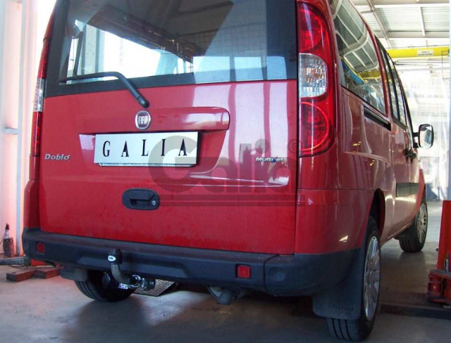 Фаркоп швидкознімний Fiat Doblo 2000-2010 #1