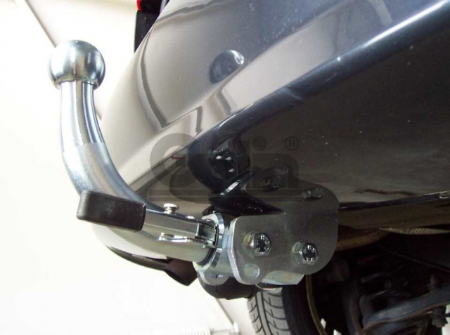 Фаркоп швидкознімний Ford Focus II 2004-2011 (хетчбек) #2