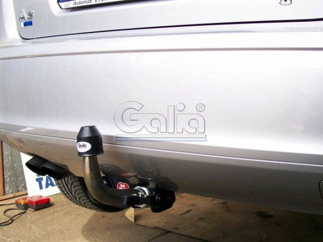 Фаркоп швидкознімний Audi A3 Sportback 2004-2012 (3 двері) #2