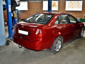 Фаркоп швидкознімний Chevrolet Lacetti 2004-2013 (седан)