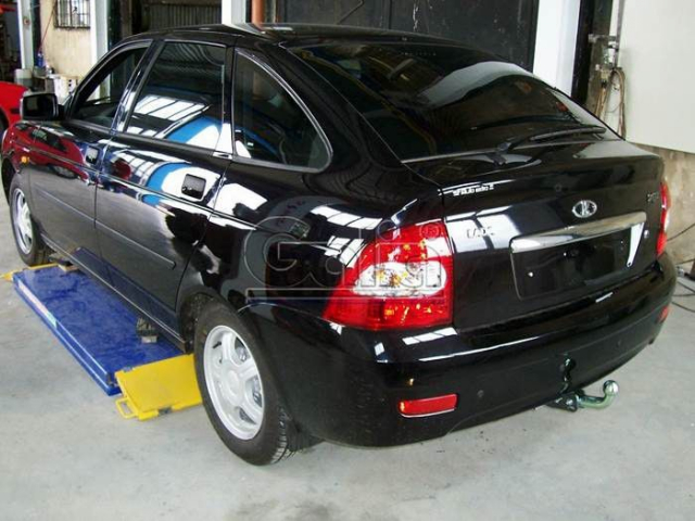 Фаркоп знімний Lada Priora 2170 2008- #1