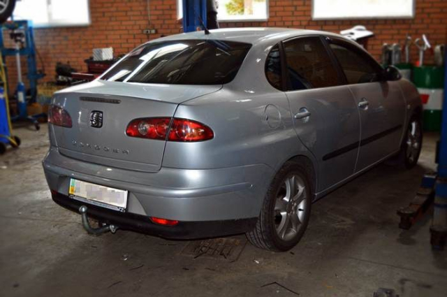 Фаркоп знімний Seat Cordoba 2002-2008 #2