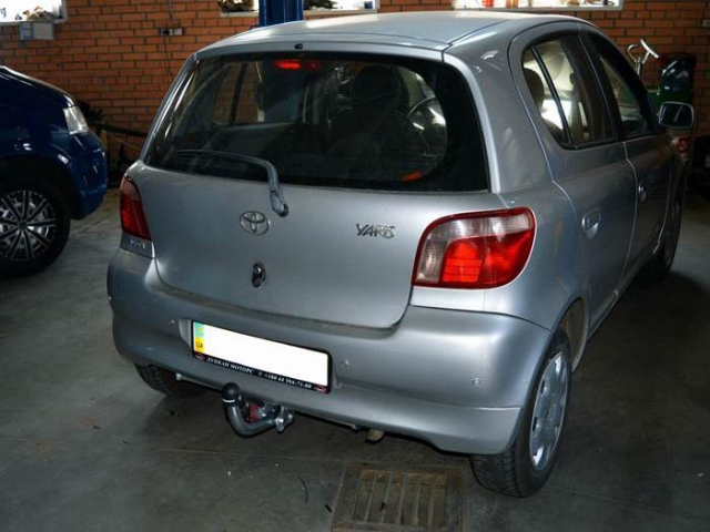 Фаркоп знімний Toyota Yaris 1999-2006 (хетчбек) #2