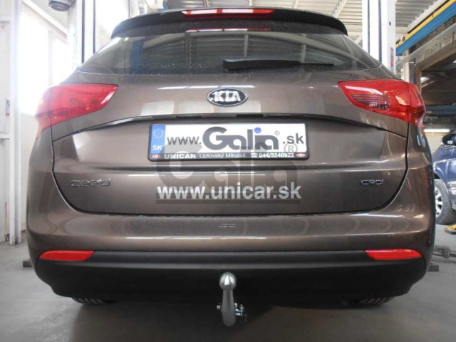 Фаркоп швидкознімний Kia Ceed 2012-2018 (універсал) #6