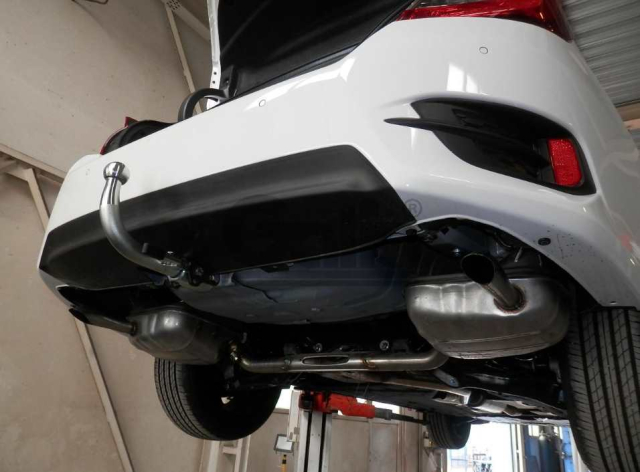 Фаркоп швидкознімний Honda Civic 2016-2021 (седан) #6