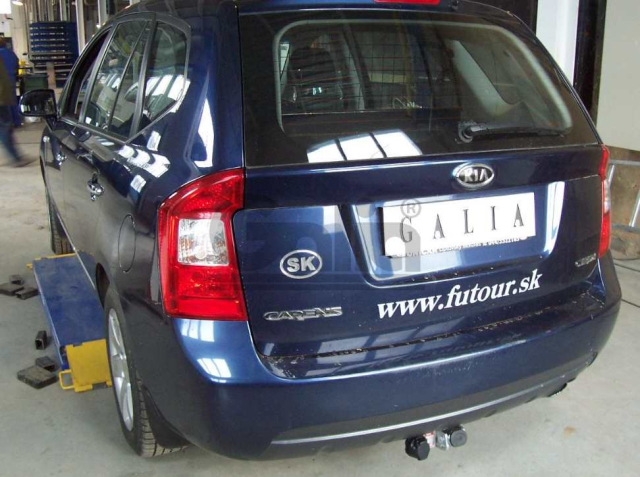 Фаркоп швидкознімний Kia Carens 2006-2012 #2