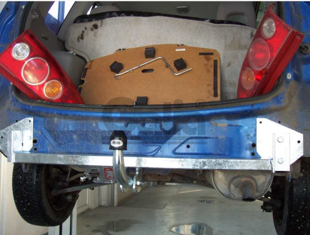 Фаркоп знімний Mazda Premacy 1999-2005 #7