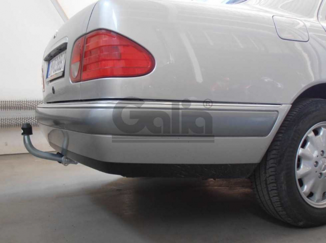 Фаркоп знімний Mercedes E-Class W210 1995-2002 (седан) #4