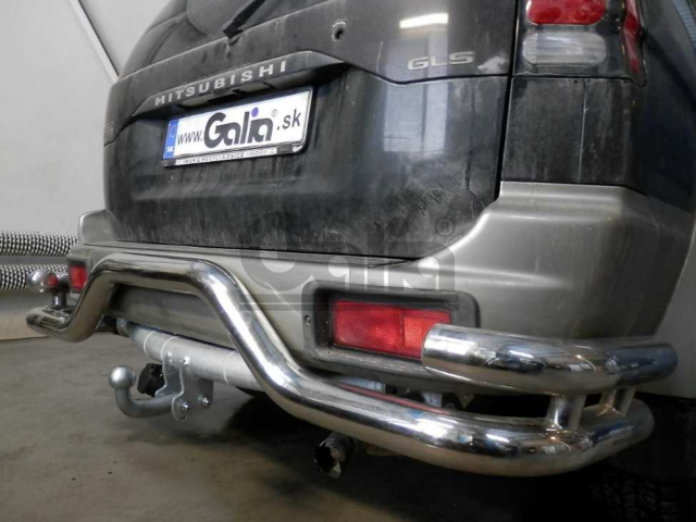 Фаркоп знімний Mitsubishi Pajero Sport 1996-2008 #1