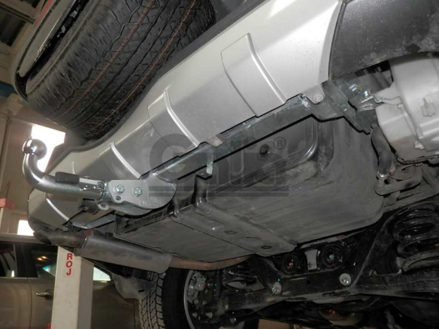 Фаркоп швидкознімний Mitsubishi Pajero Wagon 1999-2006 #8