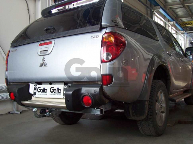 Фаркоп швидкознімний Mitsubishi L200 1996- #8