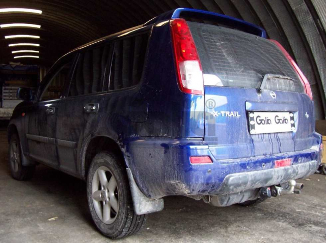 Фаркоп швидкознімний Nissan X-Trail T30 2001-2007 #1