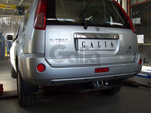 Фаркоп знімний Nissan X-trail T30 2001-2007 #2
