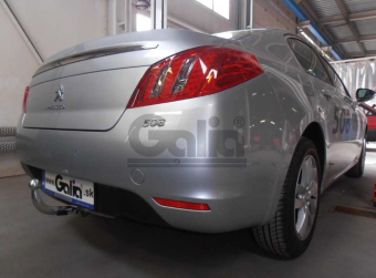 Фаркоп швидкознімний Peugeot 508 2011-2018 (седан)