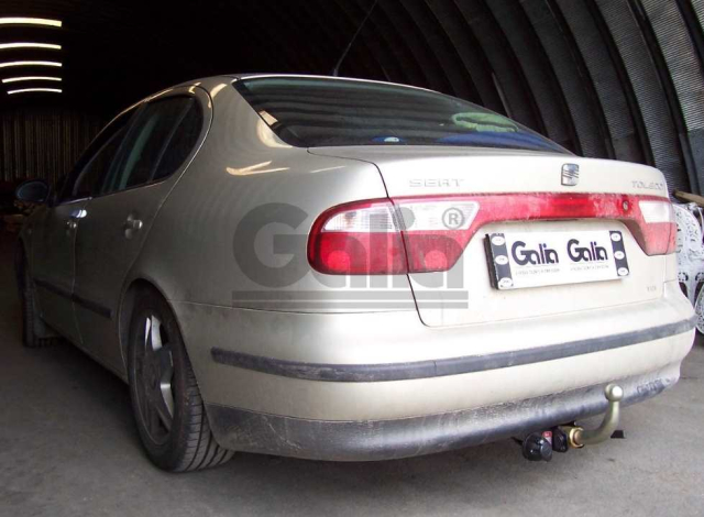 Фаркоп швидкознімний Seat Toledo 1998-2005 #1