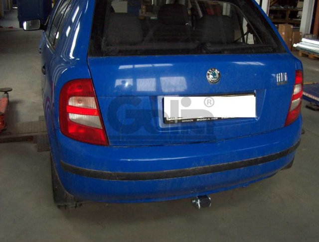 Фаркоп швидкознімний Skoda Fabia 1999-2007 (хетчбек) #4
