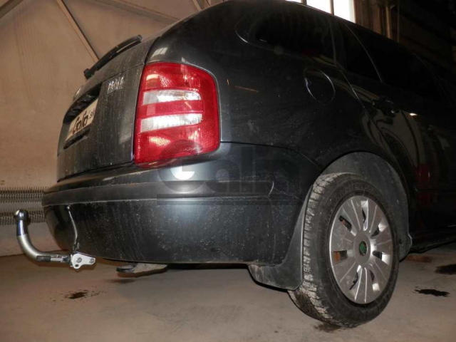 Фаркоп швидкознімний Skoda Fabia 1999-2007 (універсал) #2