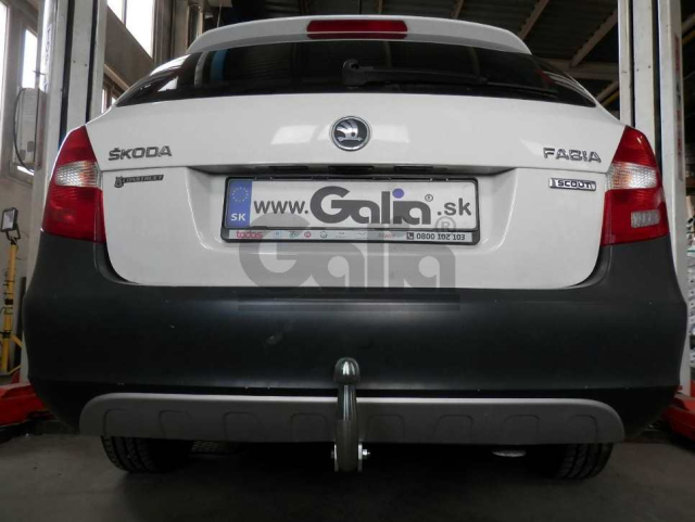 Фаркоп знімний Skoda Fabia 1999-2007 (седан) #4