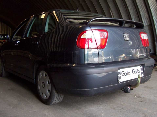 Фаркоп знімний Seat Cordoba 1999-2002 (універсал, седан) #2