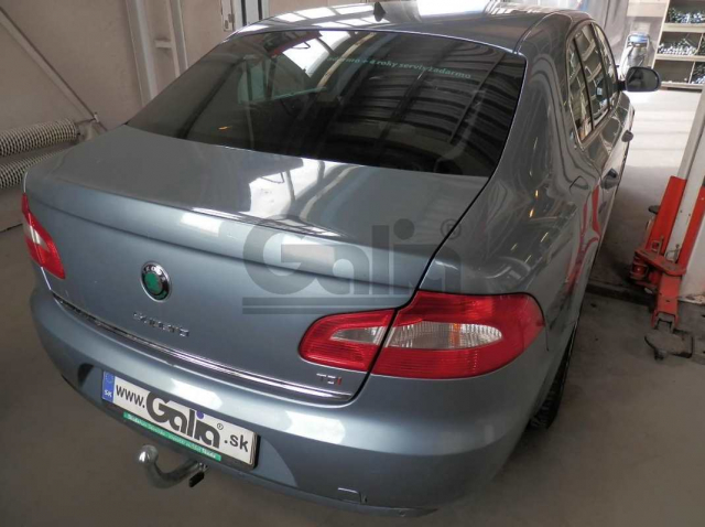 Фаркоп швидкознімний Skoda Superb 2008-2015 (седан, універсал) #3