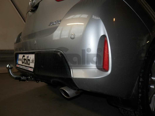 Фаркоп швидкознімний Toyota Auris 2007-2012 (хетчбек) окрім hybrid #5