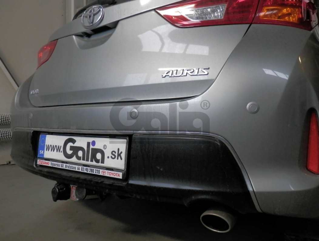 Фаркоп швидкознімний Toyota Auris 2012-2018 (хетчбек) окрім hybrid #2