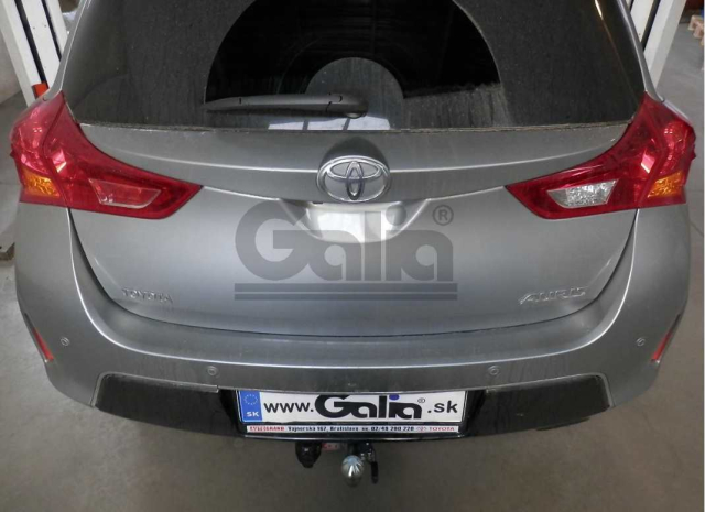 Фаркоп швидкознімний Toyota Auris 2012-2018 (хетчбек) окрім hybrid #7