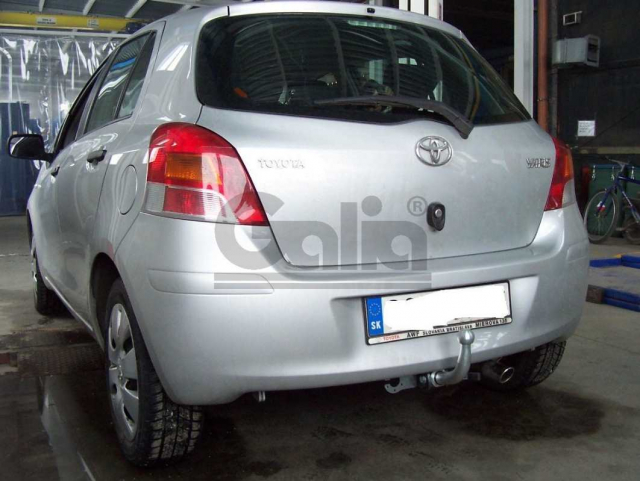 Фаркоп швидкознімний Toyota Yaris 2010-2014 1,4D #1