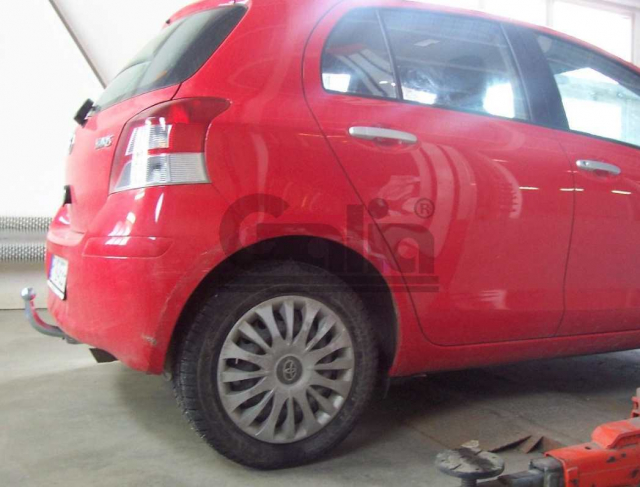Фаркоп знімний Toyota Yaris 2010-2014 1,4D #2