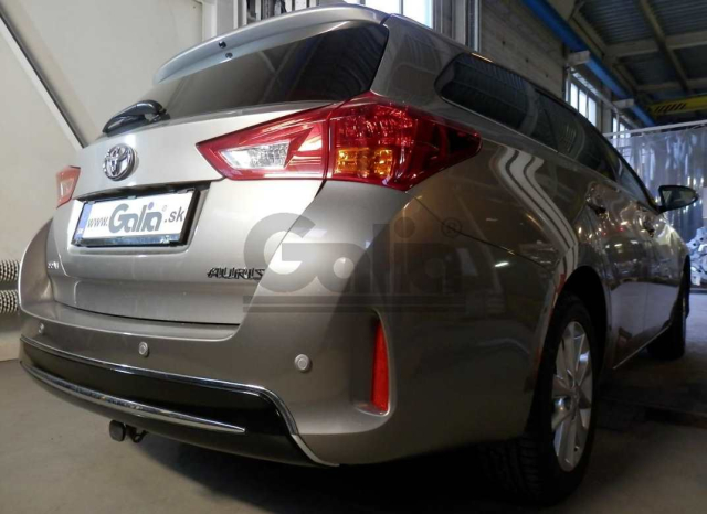 Фаркоп швидкознімний Toyota Auris 2012-2019 (універсал) окрім hybrid #2