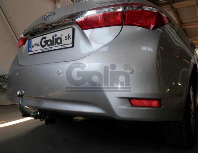 Фаркоп швидкознімний Toyota Corolla E18 2013-2018 #1
