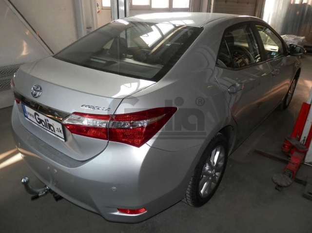 Фаркоп швидкознімний Toyota Corolla E18 2013-2018 #2