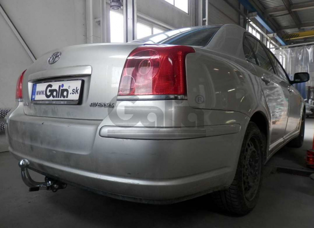 Фаркоп швидкознімний Toyota Avensis 2003-2009 (седан, хетчбек) #1