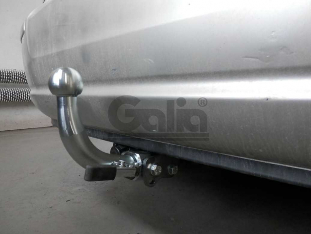 Фаркоп швидкознімний Toyota Avensis 2003-2009 (седан, хетчбек) #12