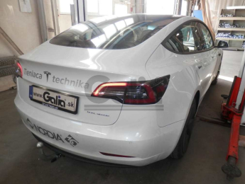 Фаркоп швидкознімний Tesla Model 3 2017-