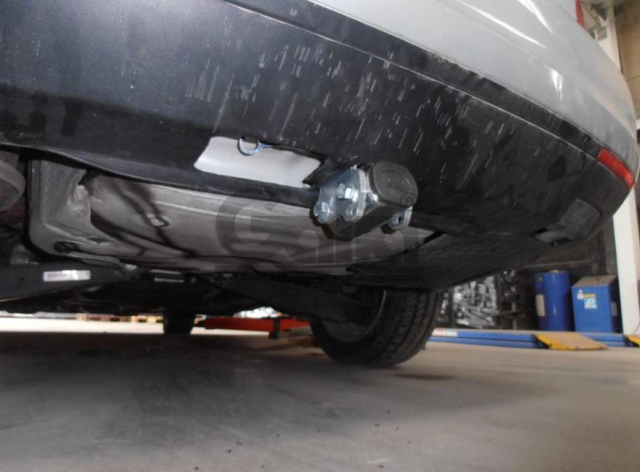 Фаркоп швидкознімний Volkswagen Golf V 2003-2008 (універсал) #5