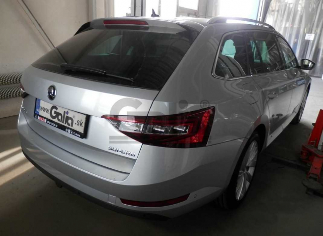 Фаркоп швидкознімний Skoda Superb 2015- (седан, універсал) #2
